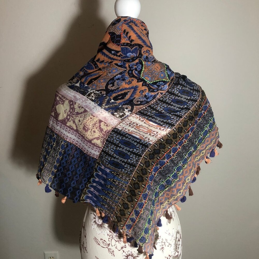 Free spirited Earthy , Organic, Bohemian relaxed scarf - Picture 4 of 8